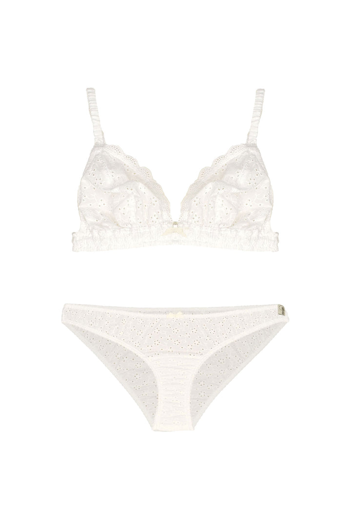Broderie anglaise lingerie set in white