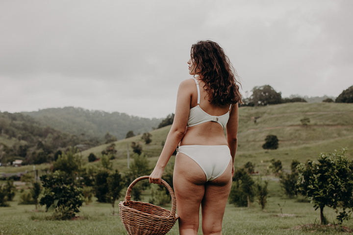Beth bikini brief with lace in natural