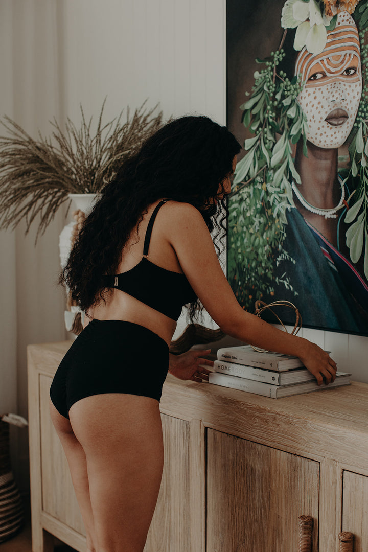 Stella long line bralette in black