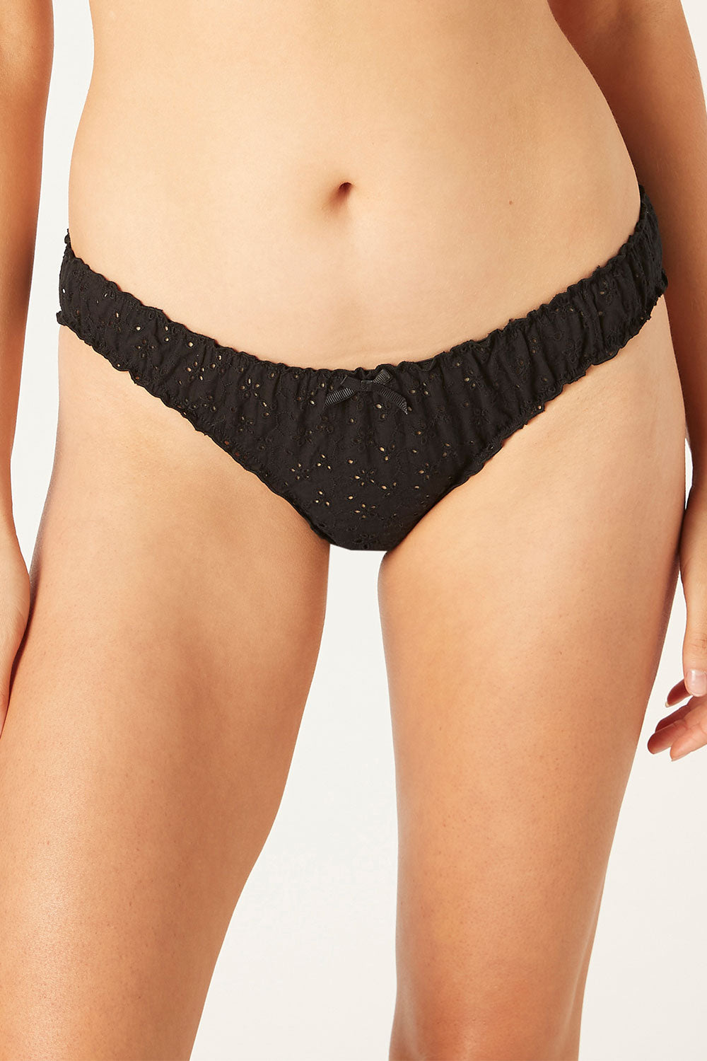 Broderie anglaise ruffle knickers in black