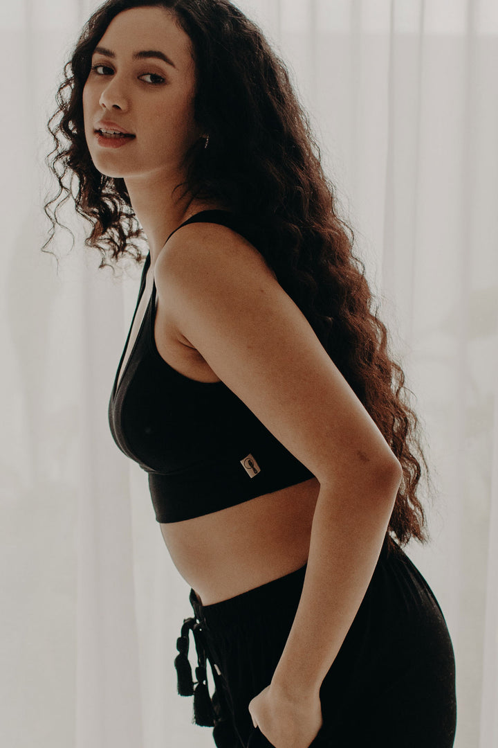 Shanti Crop - Full Cup
