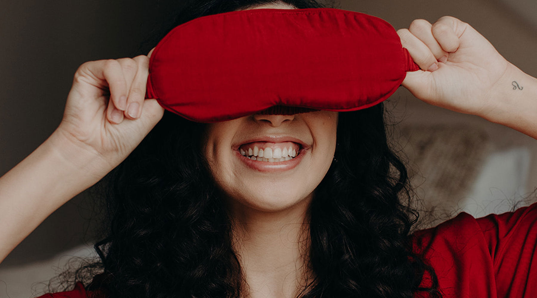 The Best Sleep Mask for You: Silk, Organic Cotton & the Latest Innovations