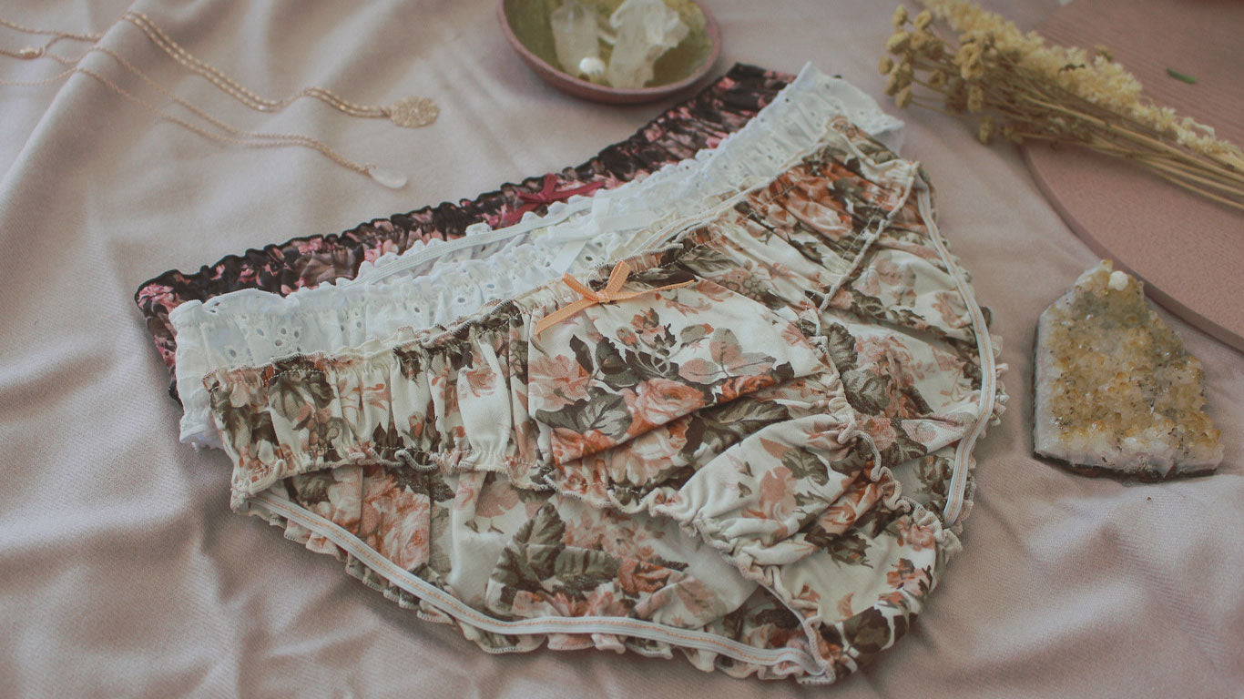 cotton underwear, natural lingerie, ruffle knickers