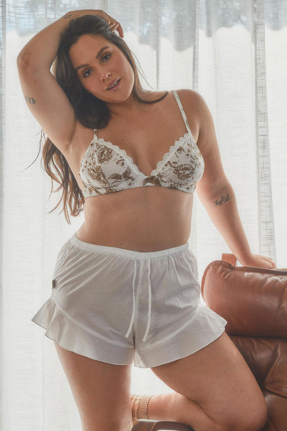 Martina is a size 12d and wearing size XL in the Bella bralette