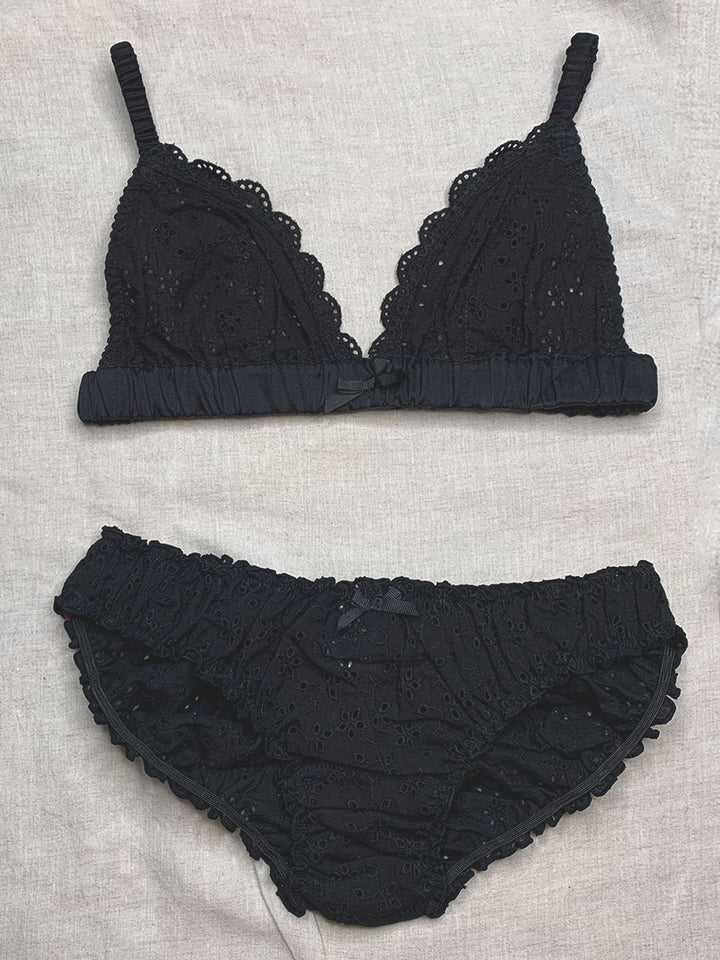 Broderie anglaise lingerie set in black