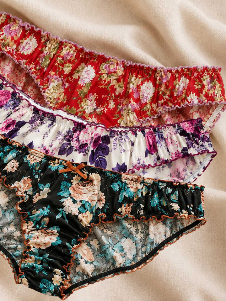 Cotton ruffle knicker gift pack