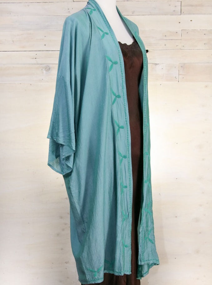 Stevie long kimono with embroidery in turquoise